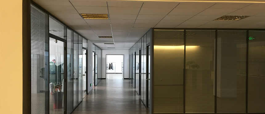 1554688676114937.jpg 辦公.jpg